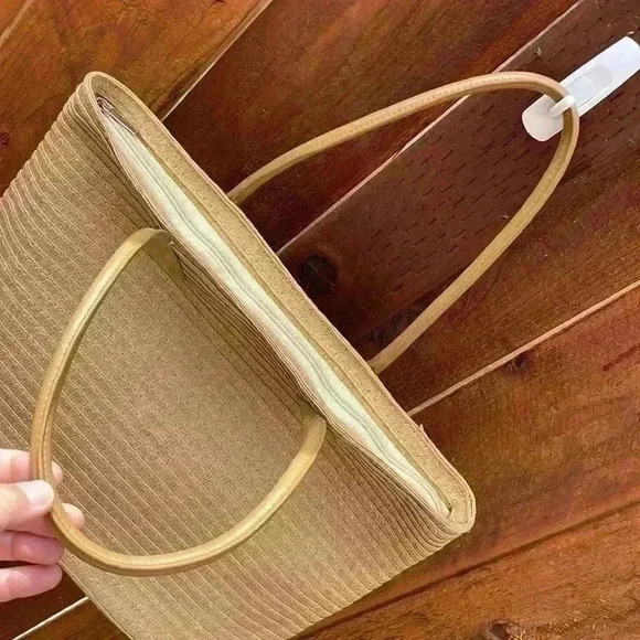 NWOT:  Spring Summer Woven Lined Bag - Picture 12 of 16